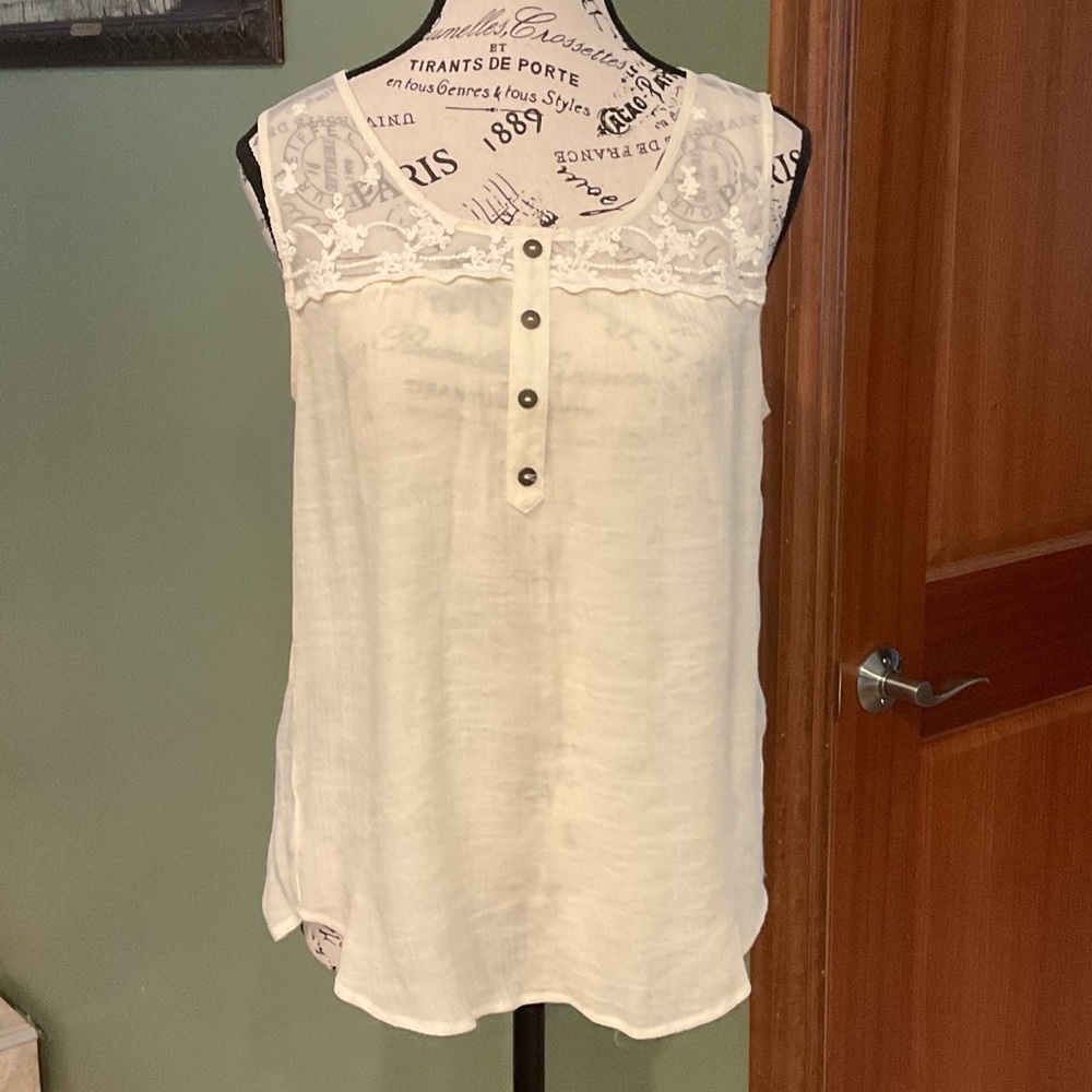 Mine White Sleeveless Blouse with Lace Detail, size L